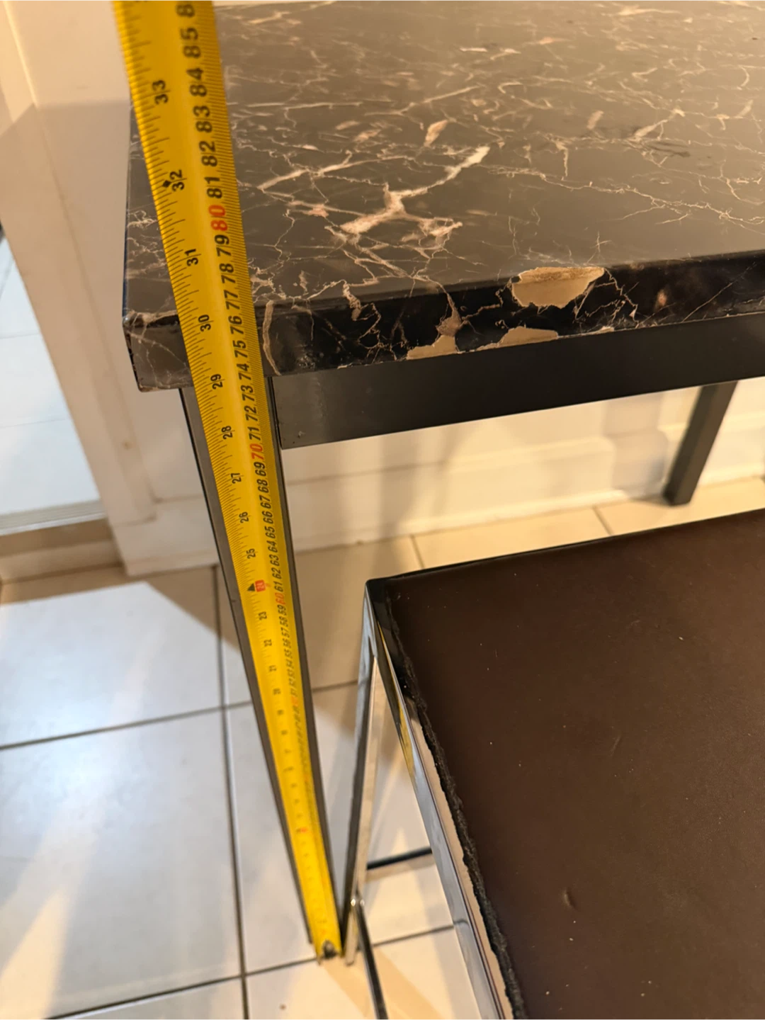 Marble Top Table with 2 Stools - photo 2