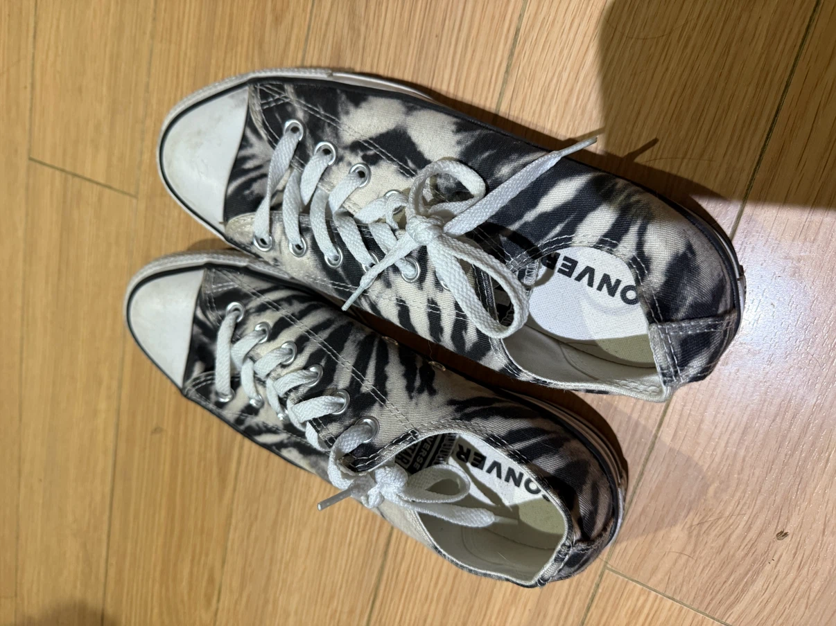 Tie Dye Converse W9.5 / M7.5