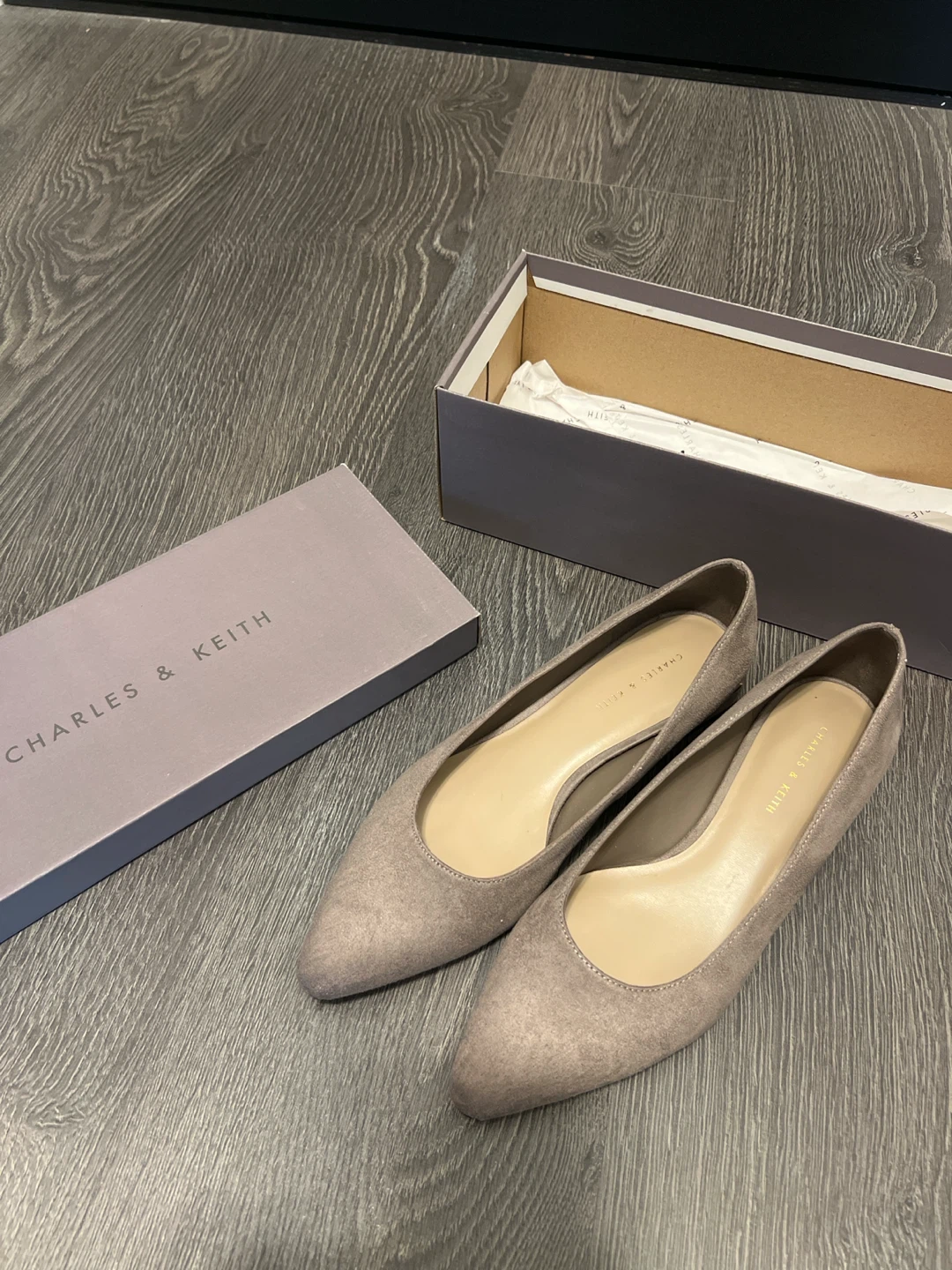 Charles & Keith Taupe Flats - Size 38