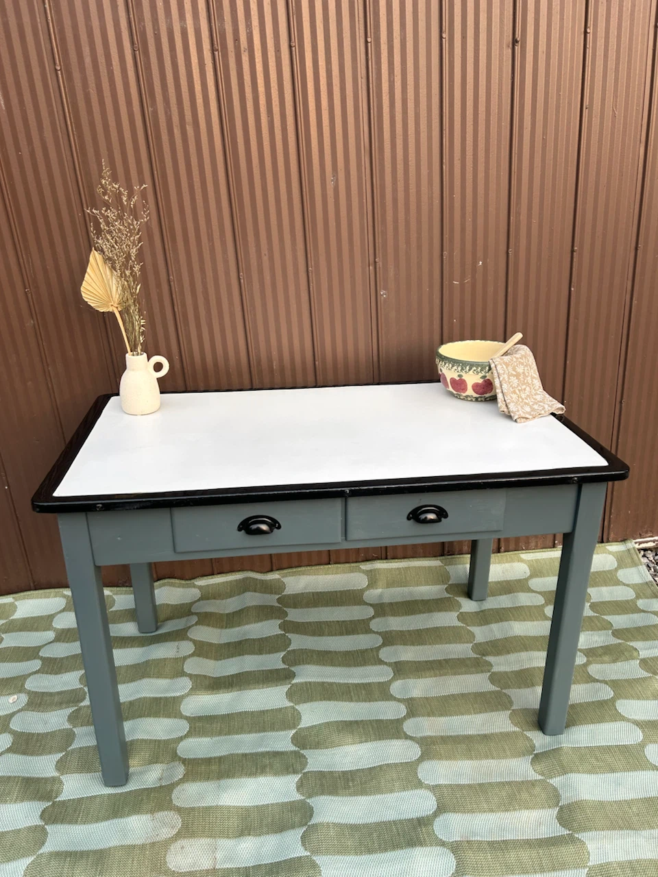 Vintage Kitchen Table - photo 3