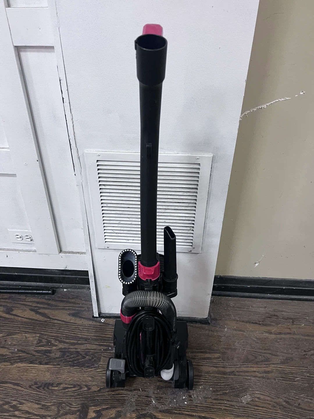 Bissell CleanView Compact Vacuum - photo 3