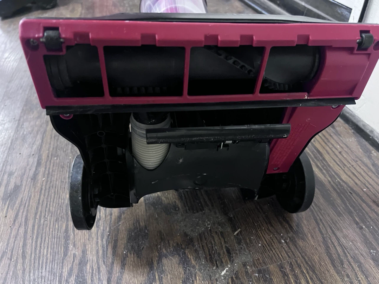Bissell CleanView Compact Vacuum - photo 4