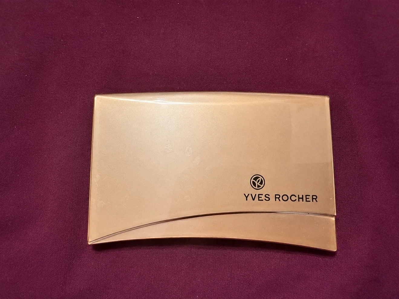 Yves Rocher Youthful Glow Powder