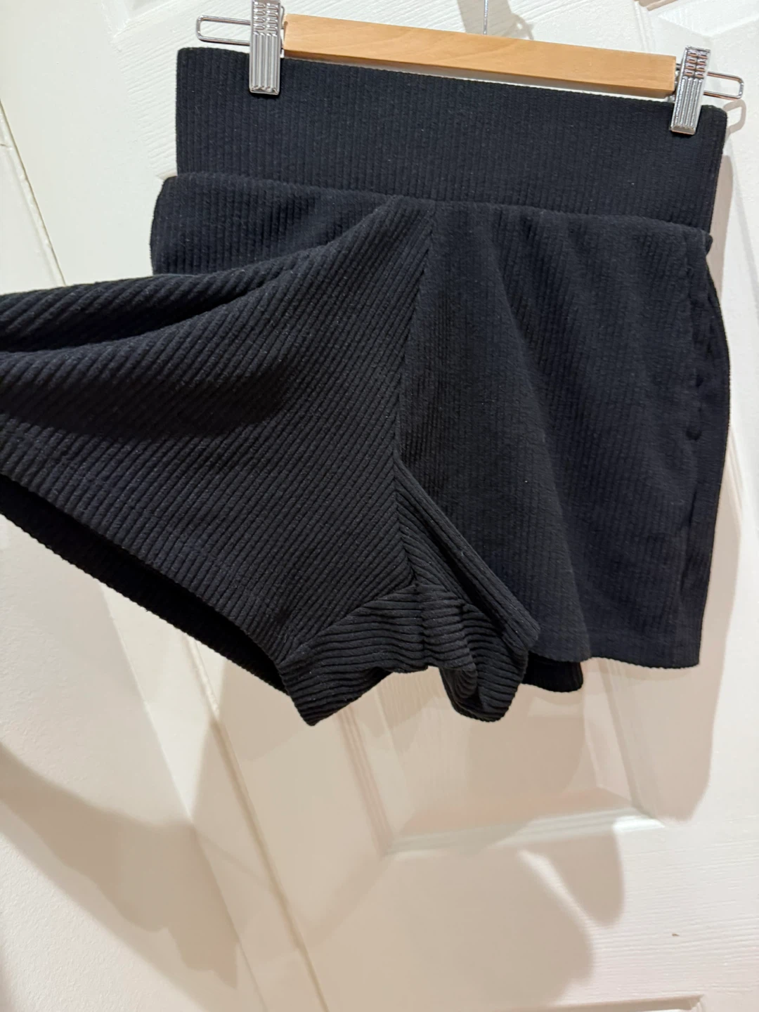 Old Navy Black Shorts - XS - photo 2