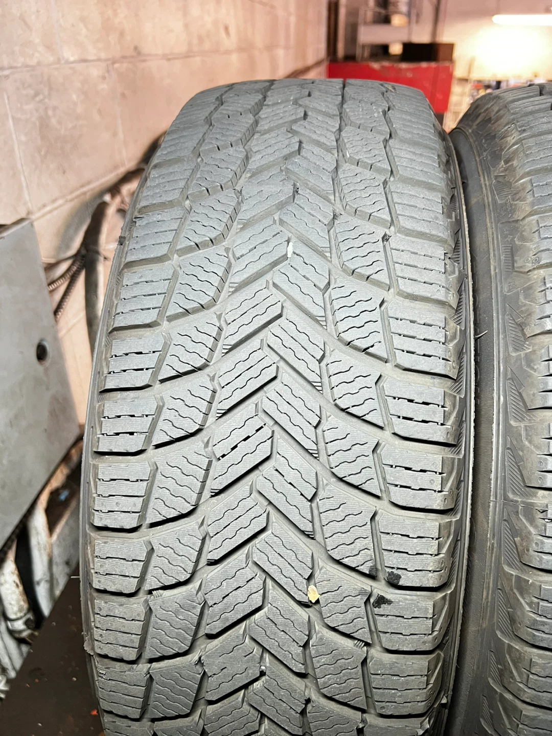 Michelin X-Ice Winter Tires – Set of 4 (205/60R16) - photo 3