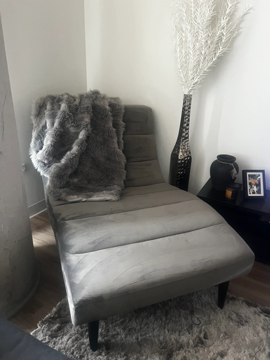 Velvet Chaise Lounge