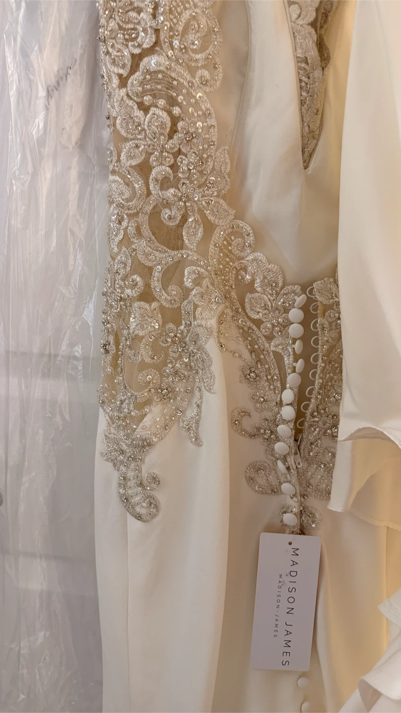 NEW Madison James Wedding Dress - photo 4