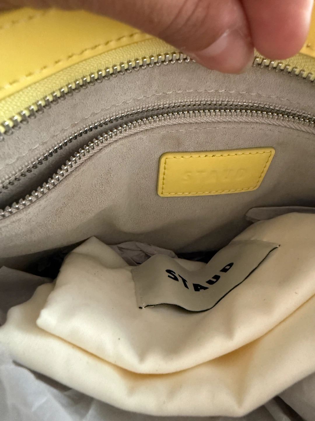 STAUD Colt Shoulder Bag with dust bag - photo 4