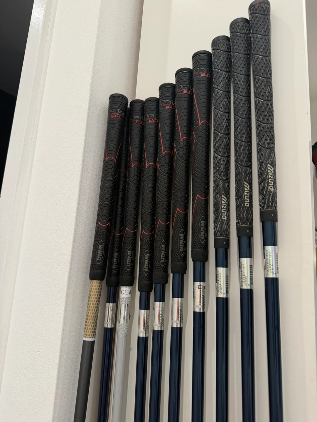 Womens golf club: Mizuno Iron Set + Odyssey putter - photo 4