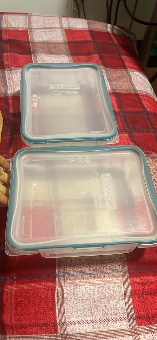 Rubbermaid Food Storage Containers & Food Chopper
