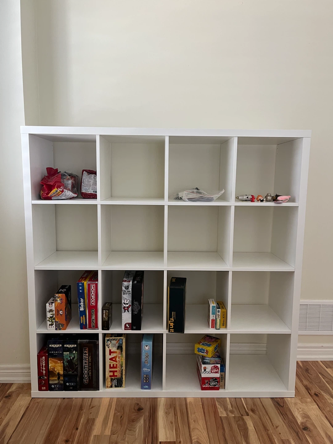 Ikea KALLAX 16 Cube and Shelf