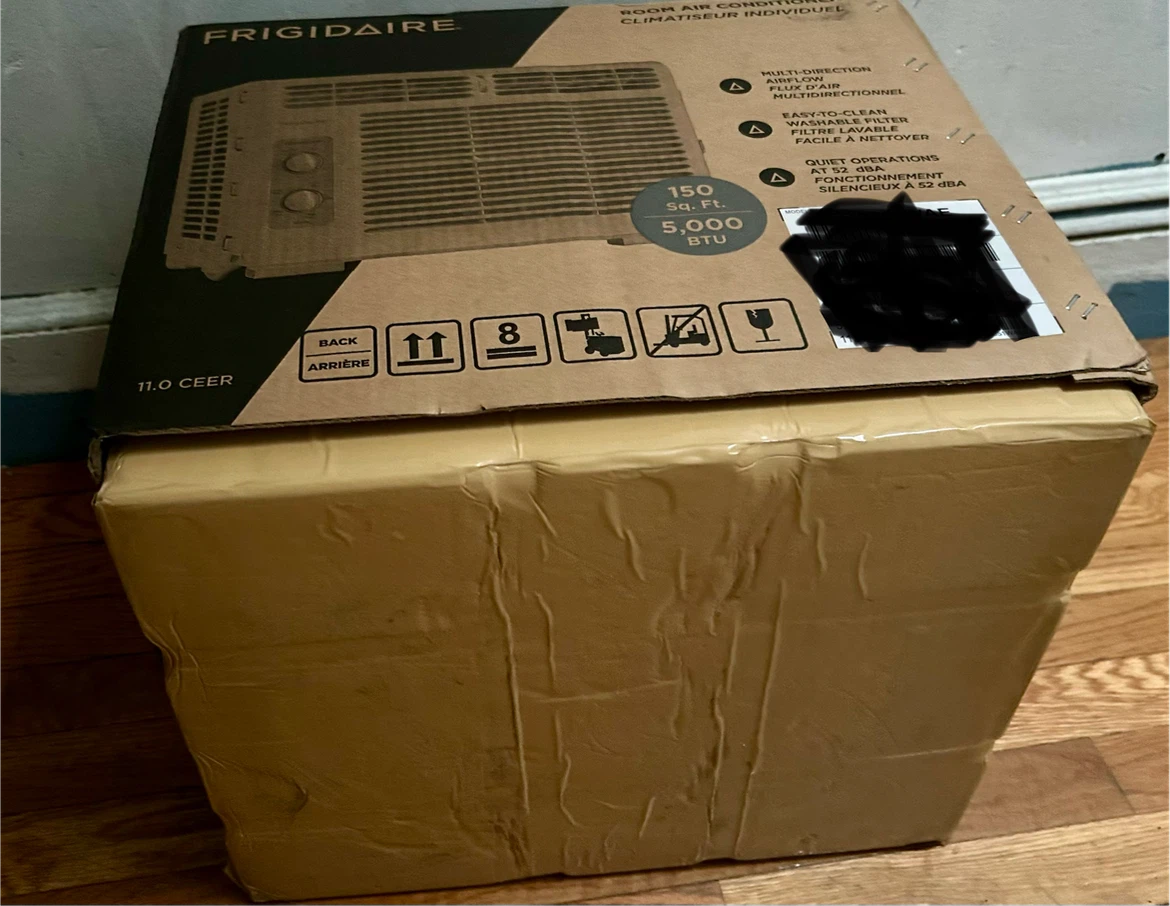 Frigidaire 5,000 BTU 115V Window/ Bracket included - photo 3