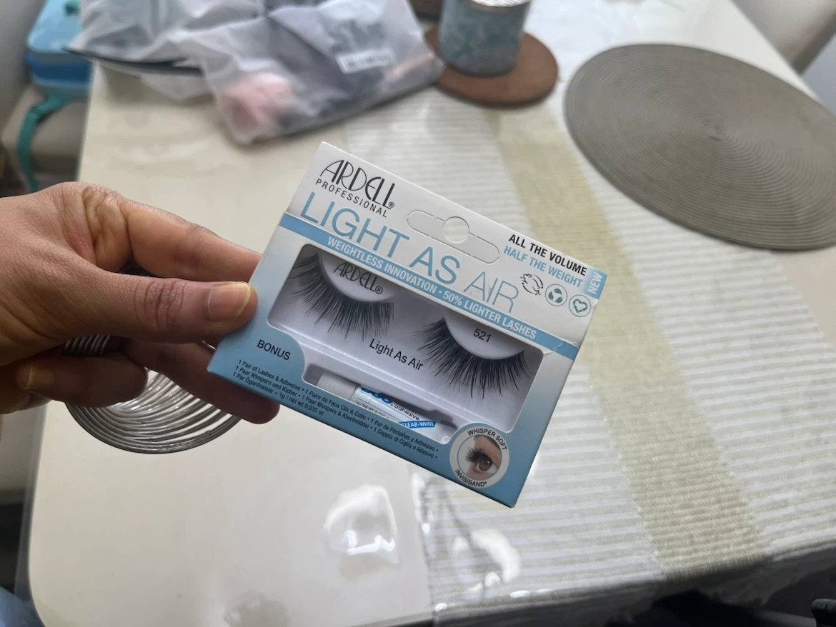 Ardell Light As Air False Lashes 521