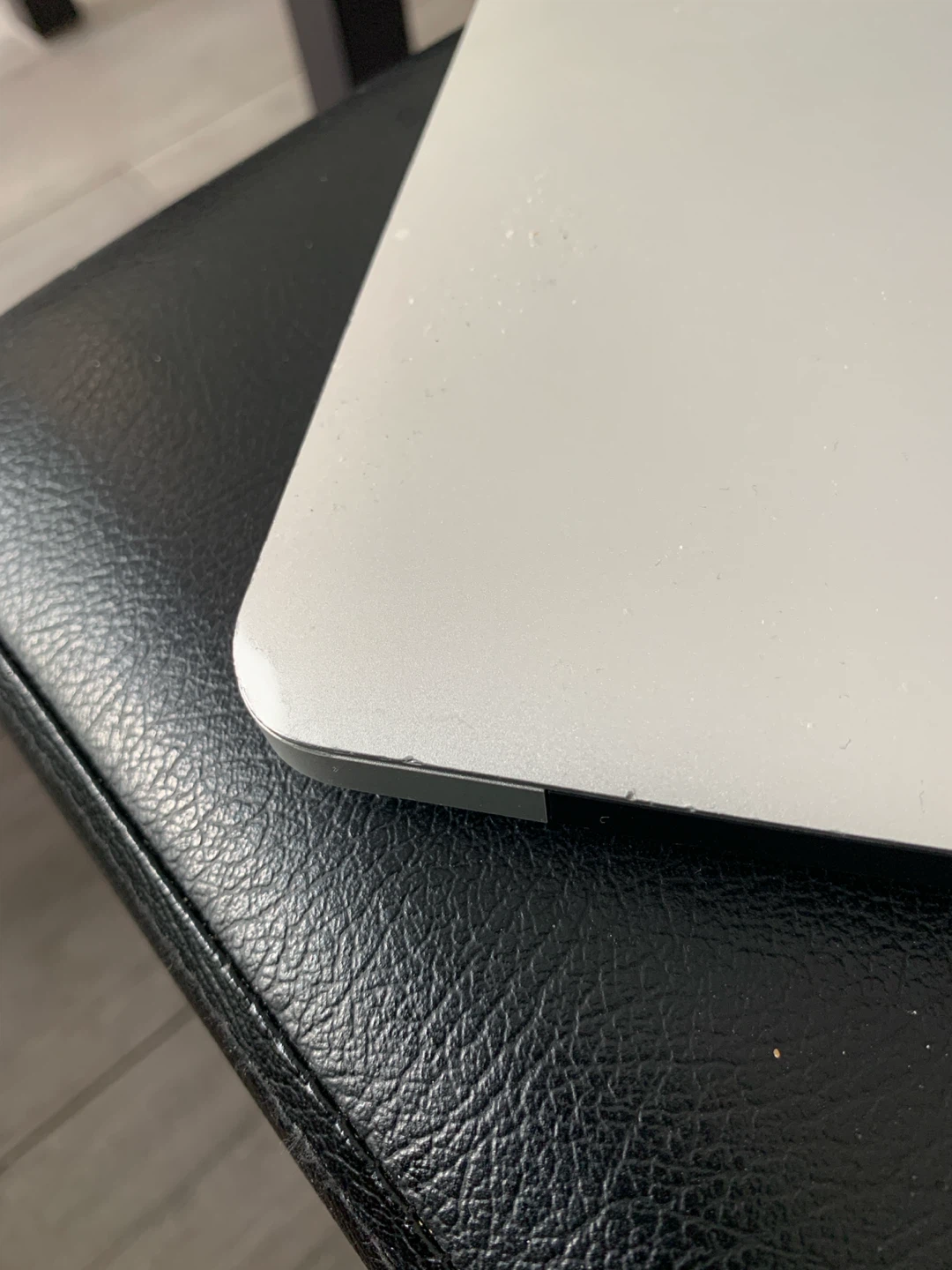 Apple MacBook Air Laptop 2017 - photo 3