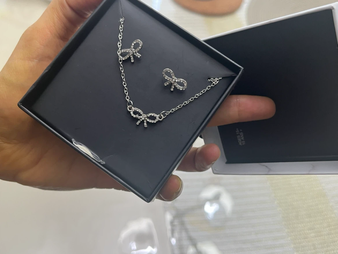 Ardene Bow Necklace and Earrings Set - photo 2