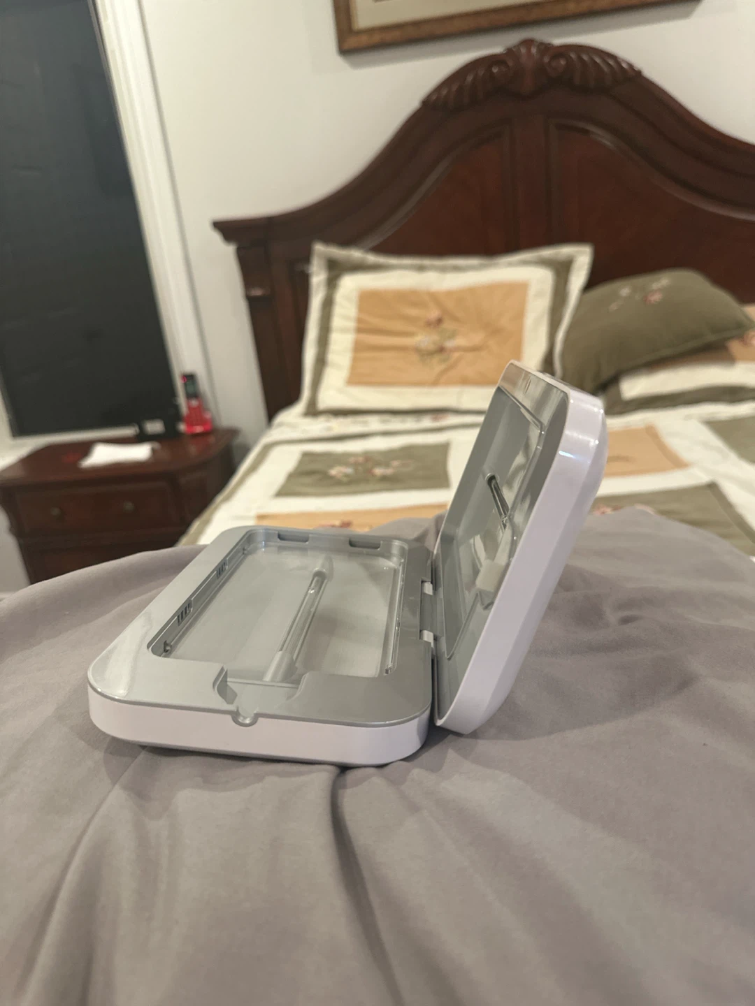 UV Sanitizer Box for Phones and Accessories - photo 2