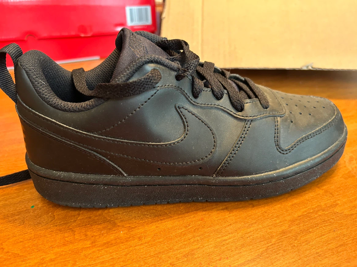 Nike Black Sneakers