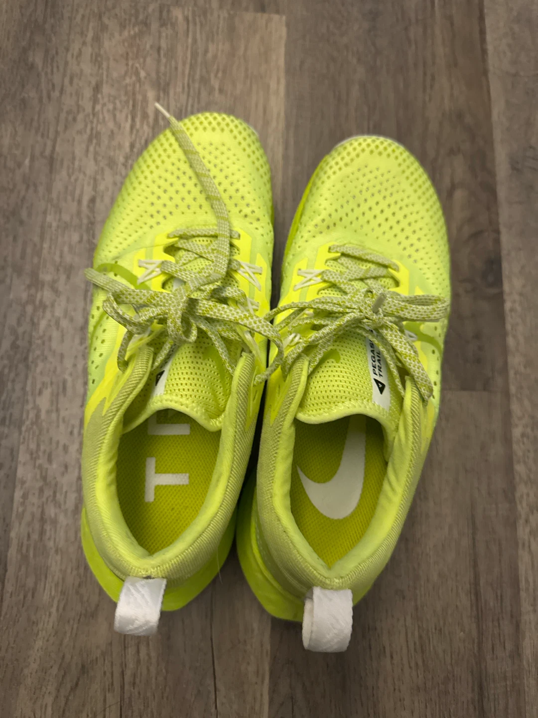 Nike Pegasus Trail 4 Running Shoes - Neon Yellow