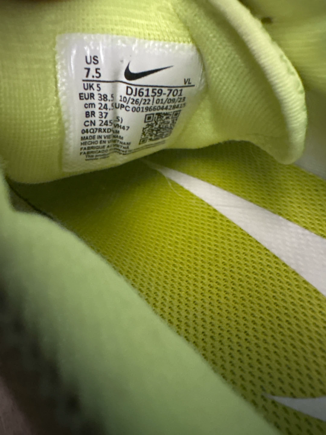 Nike Pegasus Trail 4 Running Shoes - Neon Yellow - photo 3