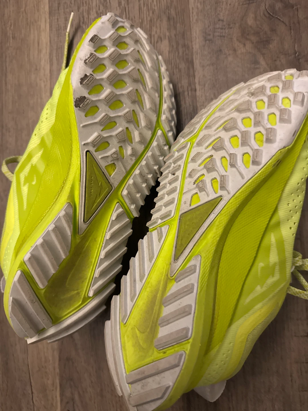 Nike Pegasus Trail 4 Running Shoes - Neon Yellow - photo 4