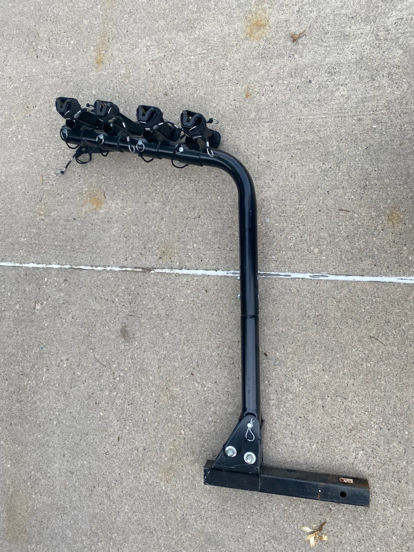 Black Hitch Mount 4-Bike Rack