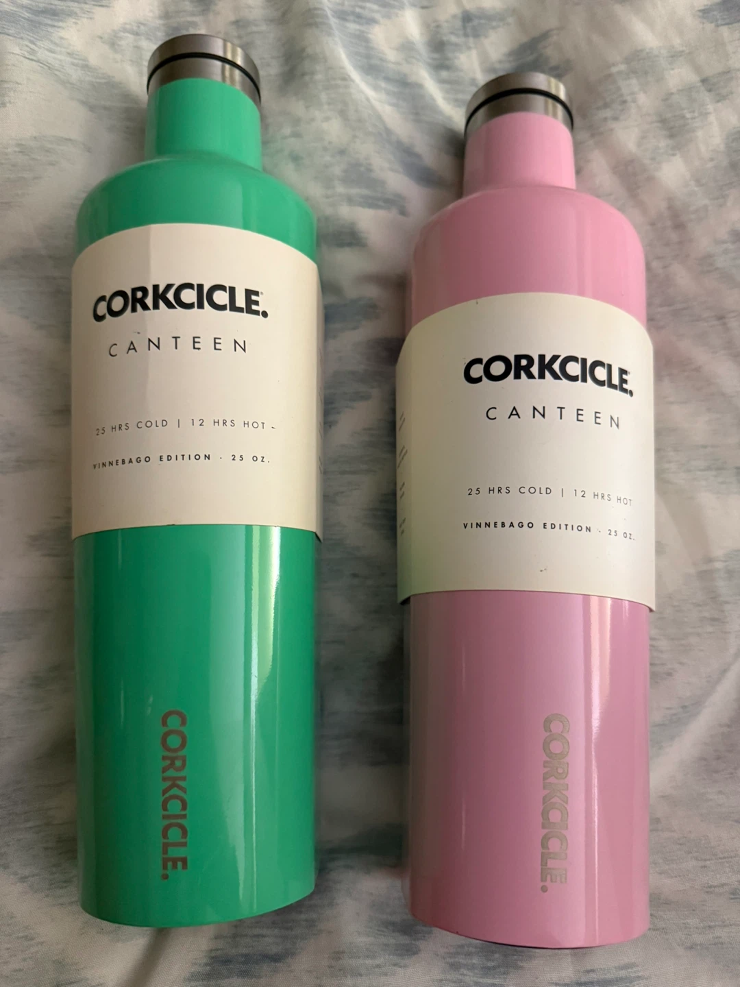 Corkcicle Canteen 25oz - Caribbean Green OR Rose Quartz