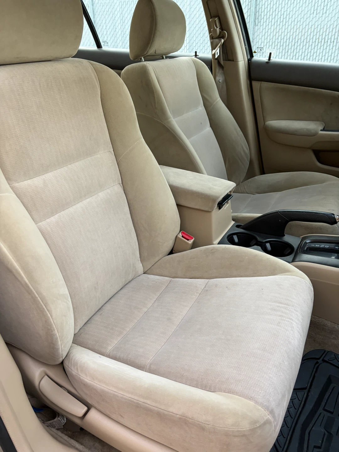 2004 Honda Accord sedan - photo 5