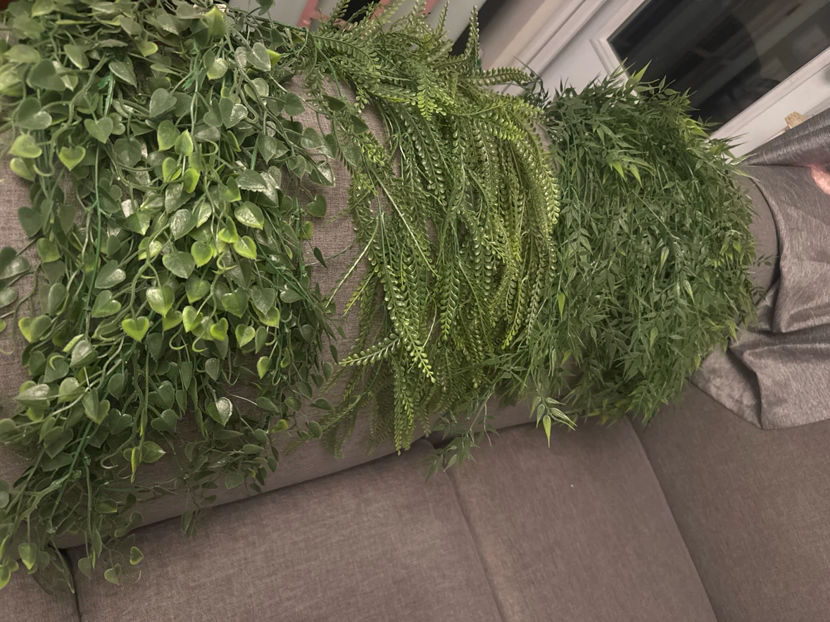Artificial greenery