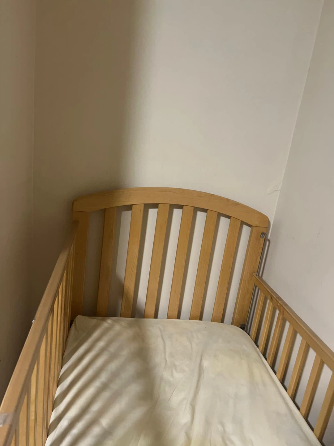 Wooden Baby Crib with Mattress - photo 3
