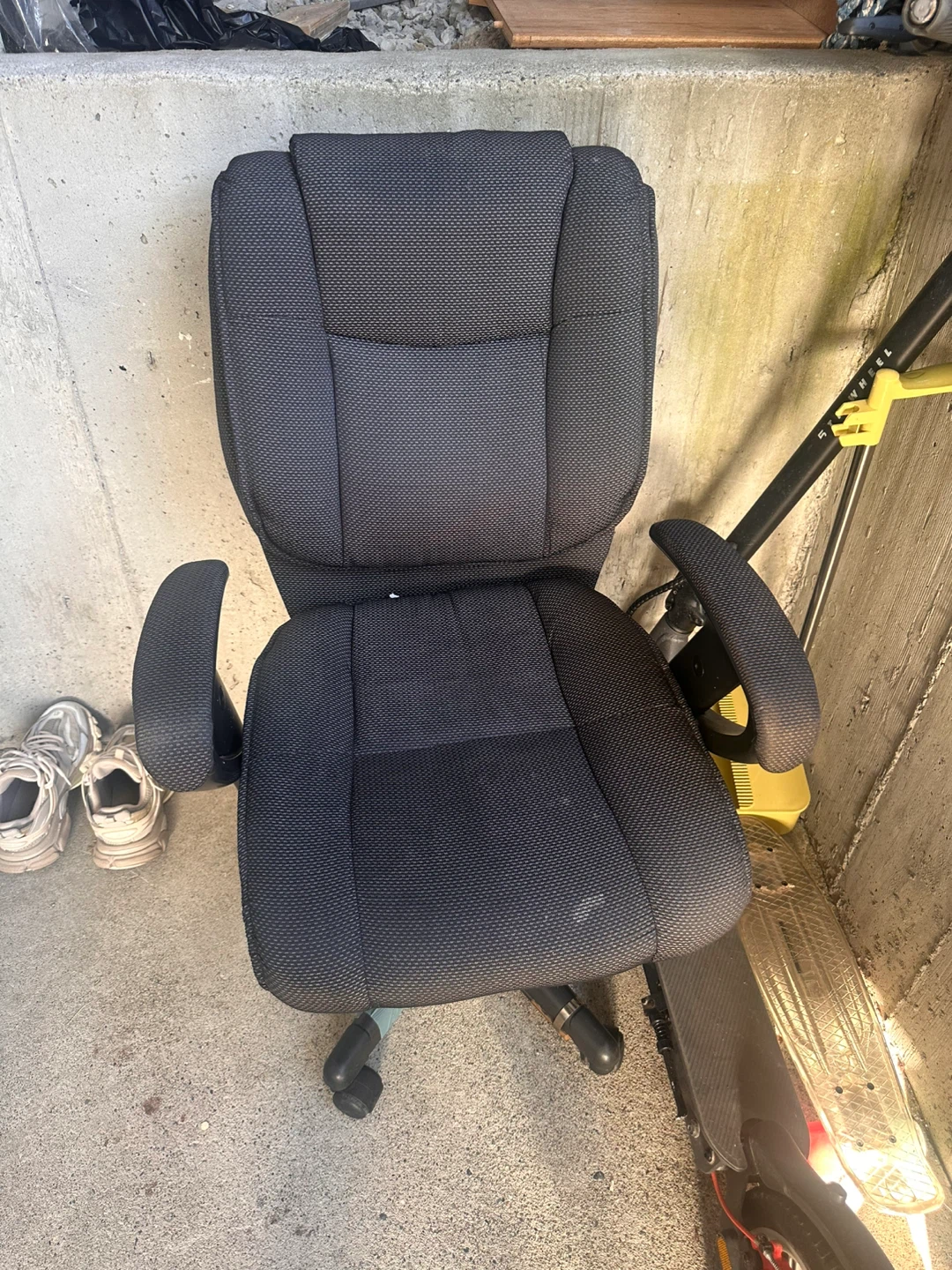 Office Chair - photo 2