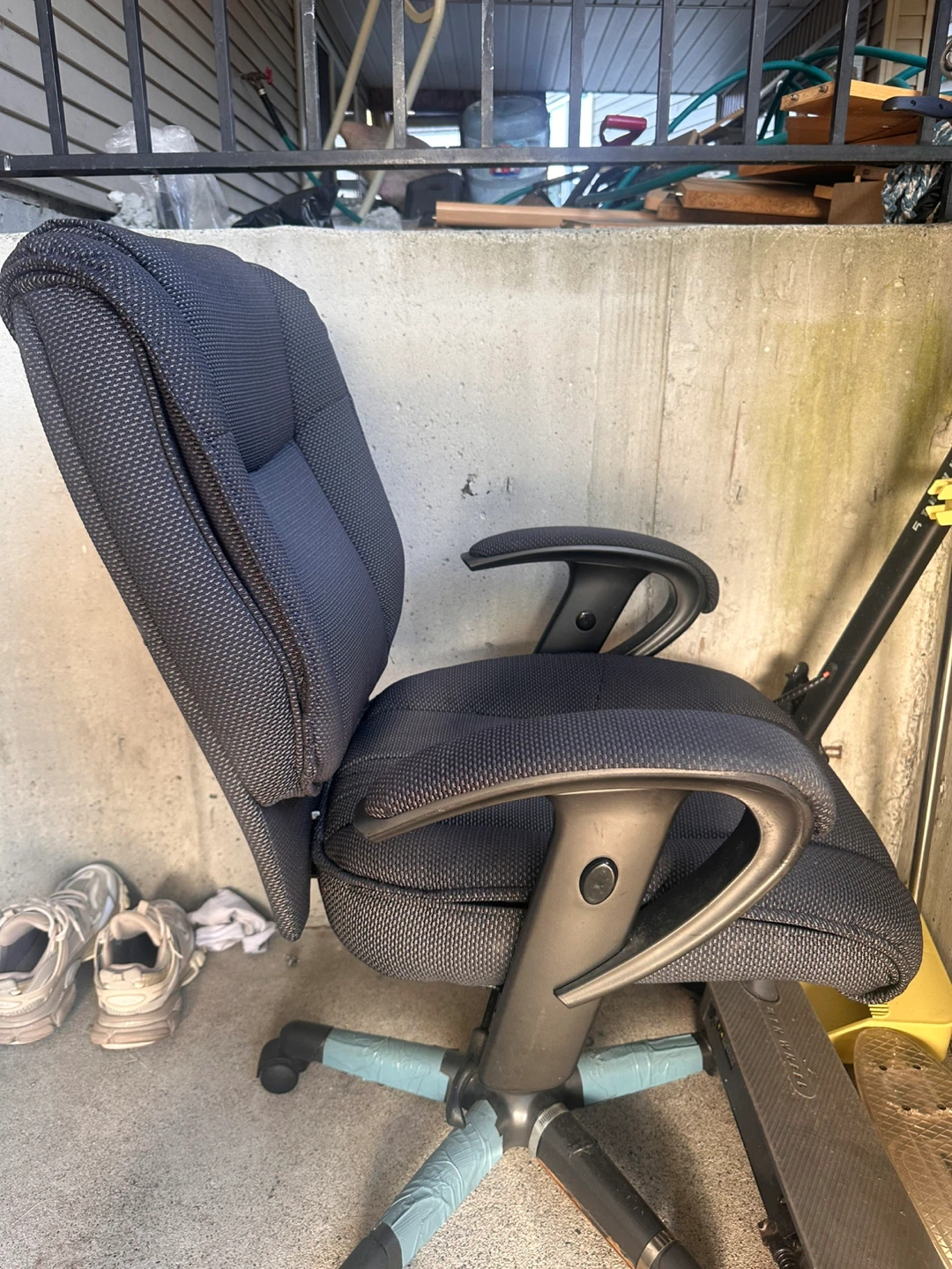 Office Chair - photo 3