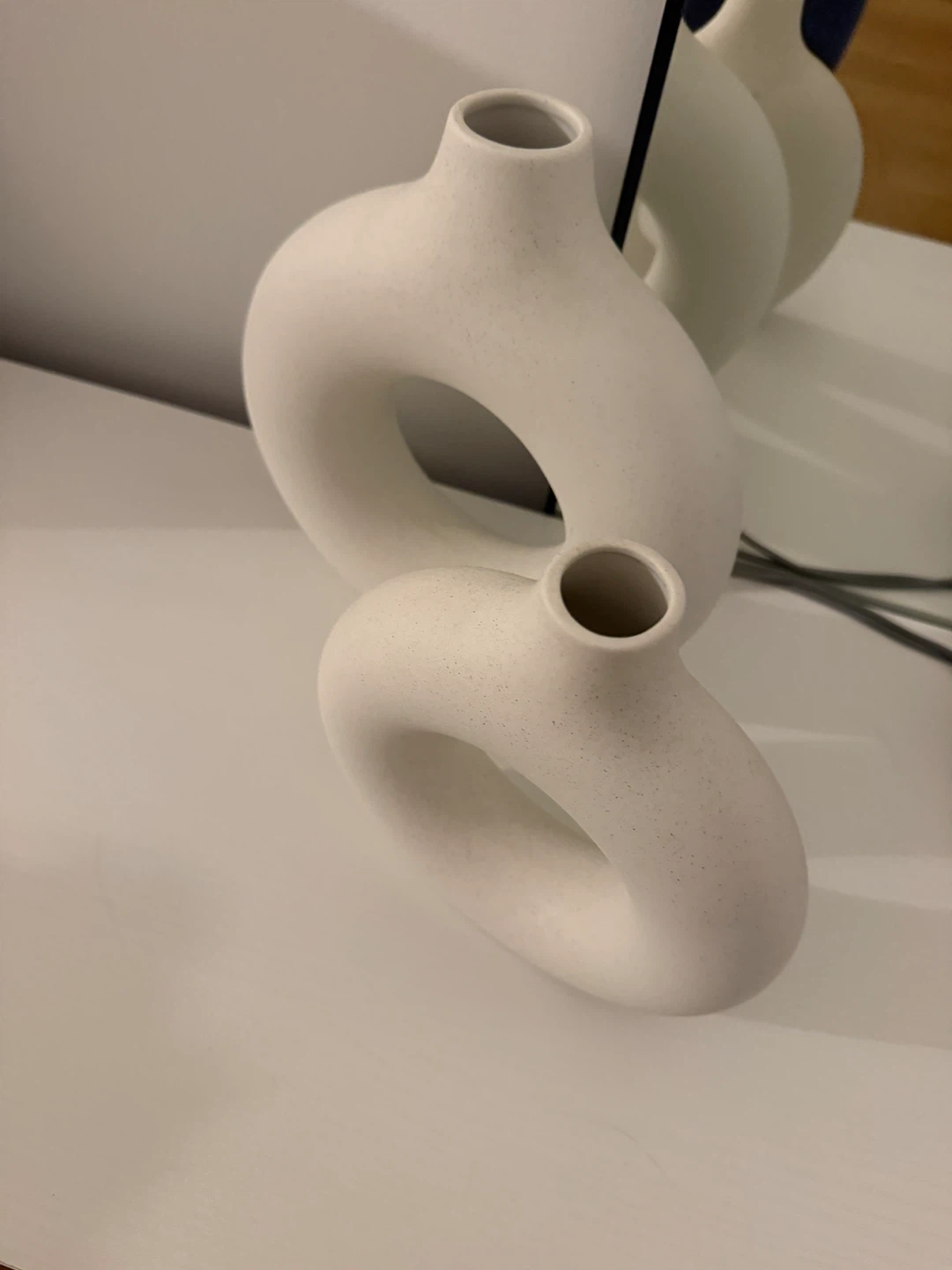 Modern White Ceramic Decorative Vases – Set of 2 - photo 2