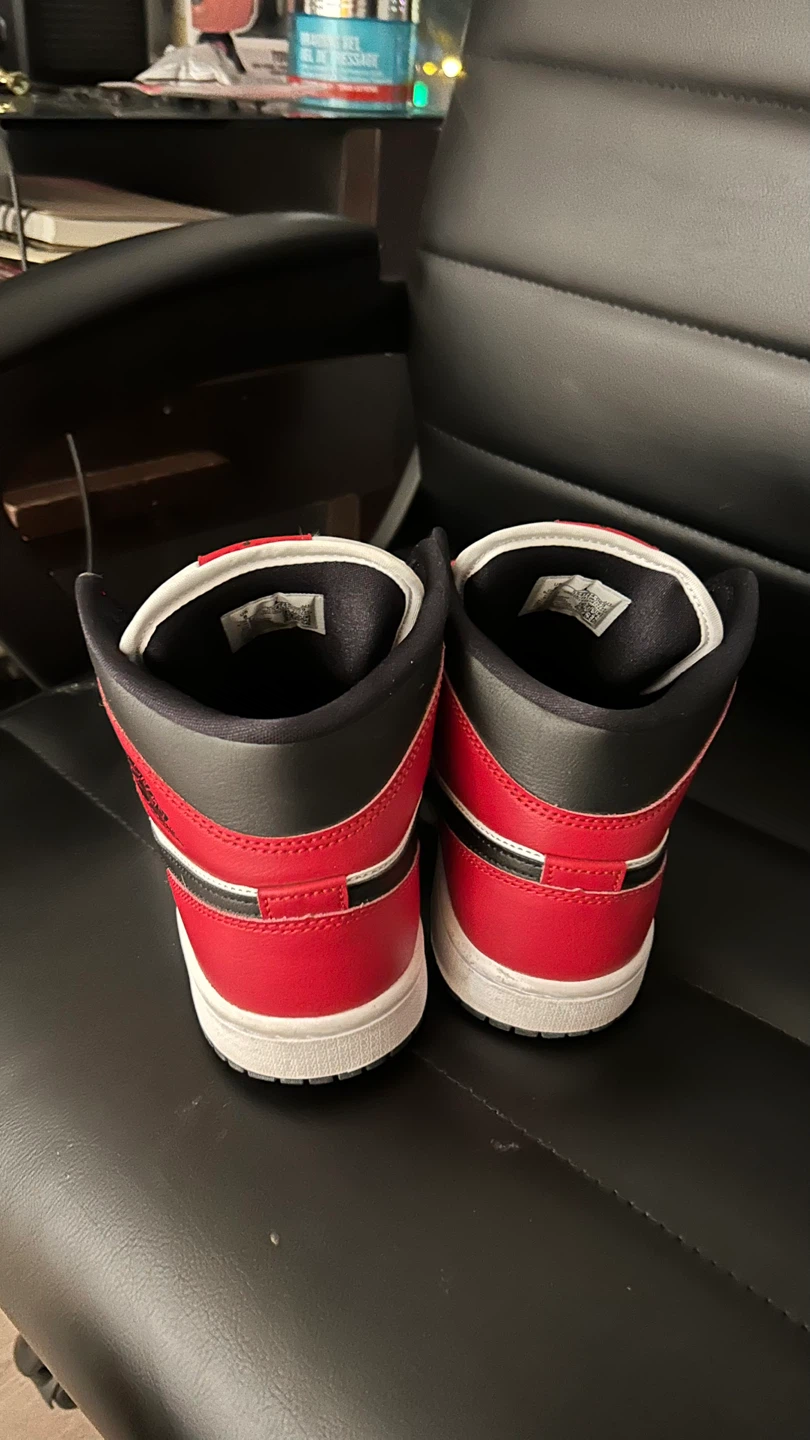 Jordan 1 Mid Red Black White - photo 3
