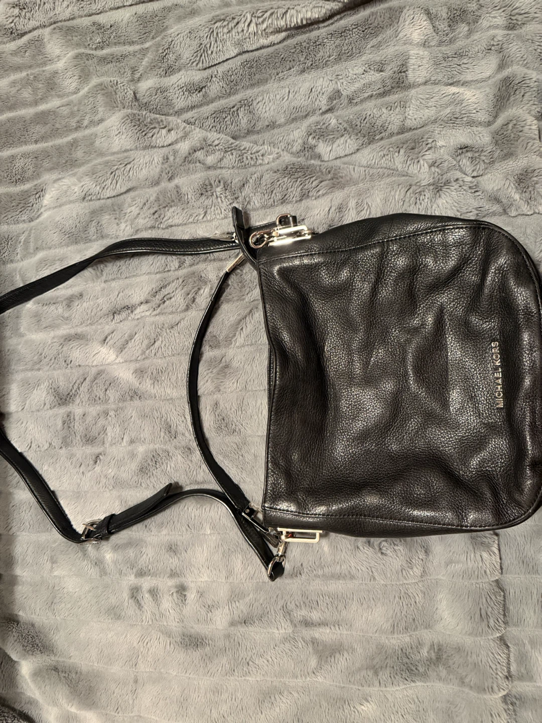 Michael kors black hobo crossbody