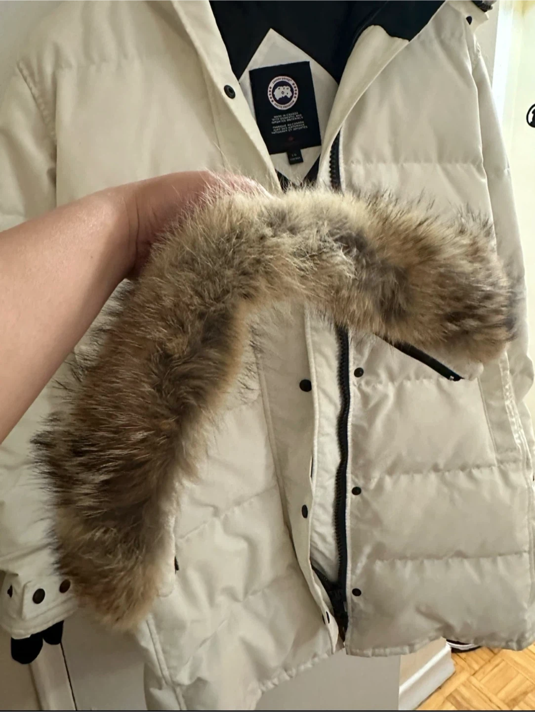 Authentic Canada Goose Winter Coat - White - Size L - photo 4
