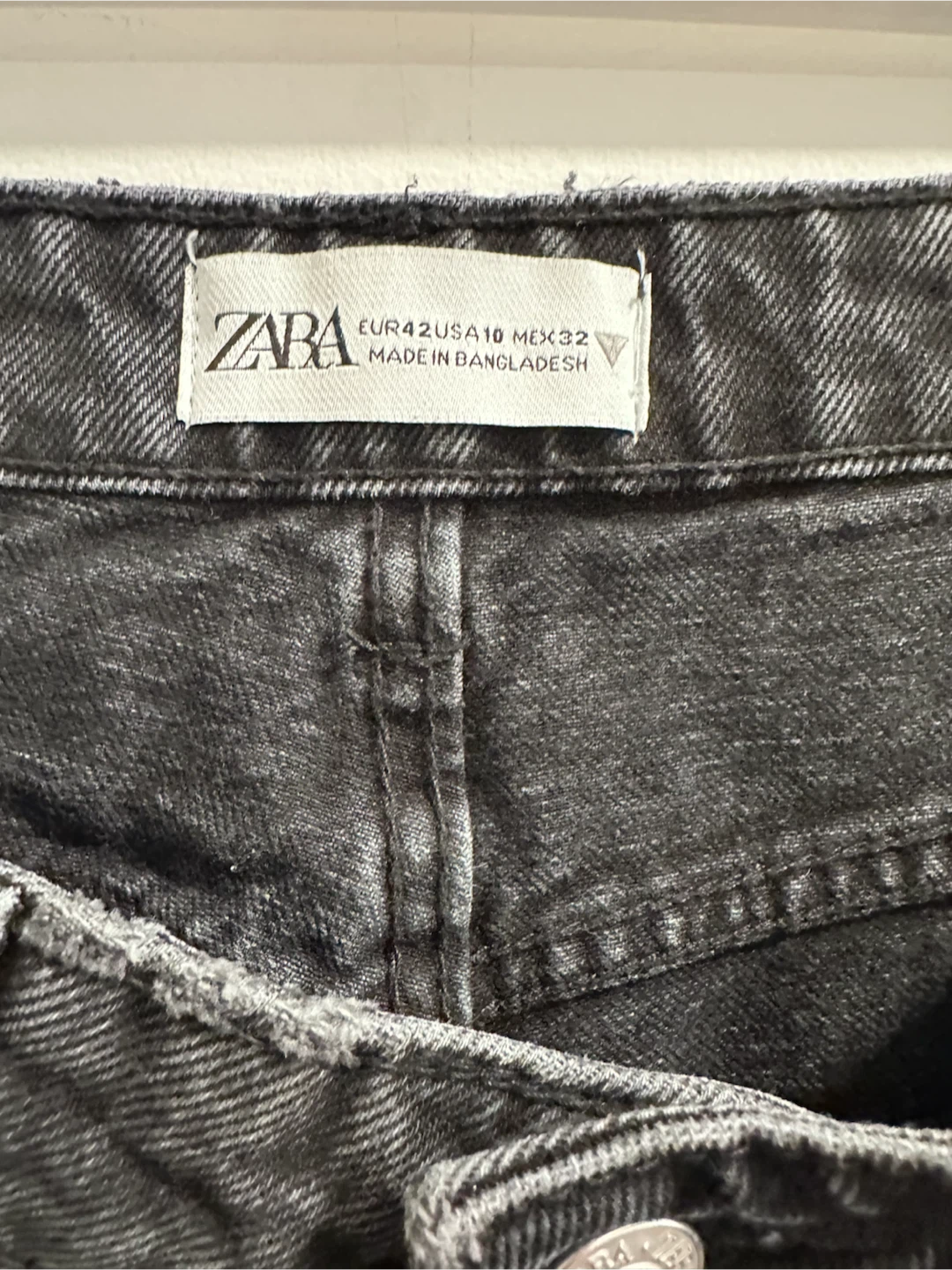 ZARA Black Distressed Mom Jeans  USA Size 10 - photo 3