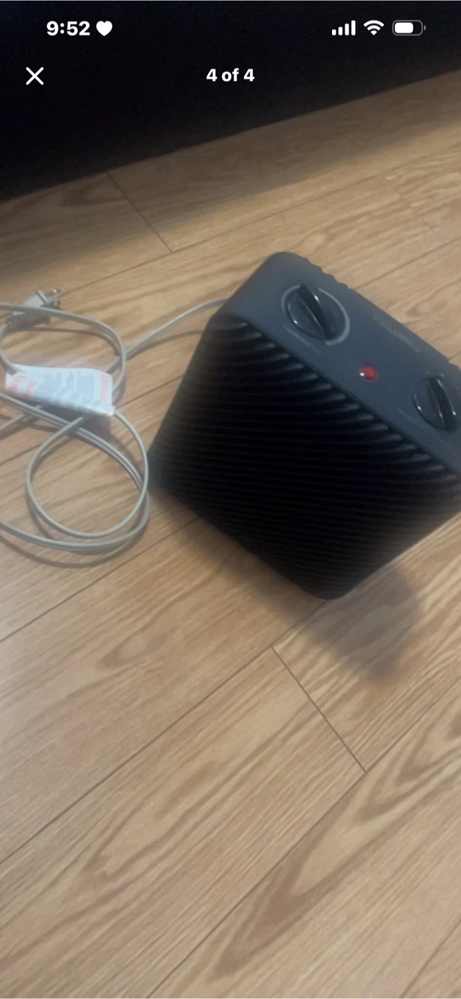 Pelonis Oscillating Heater - photo 2