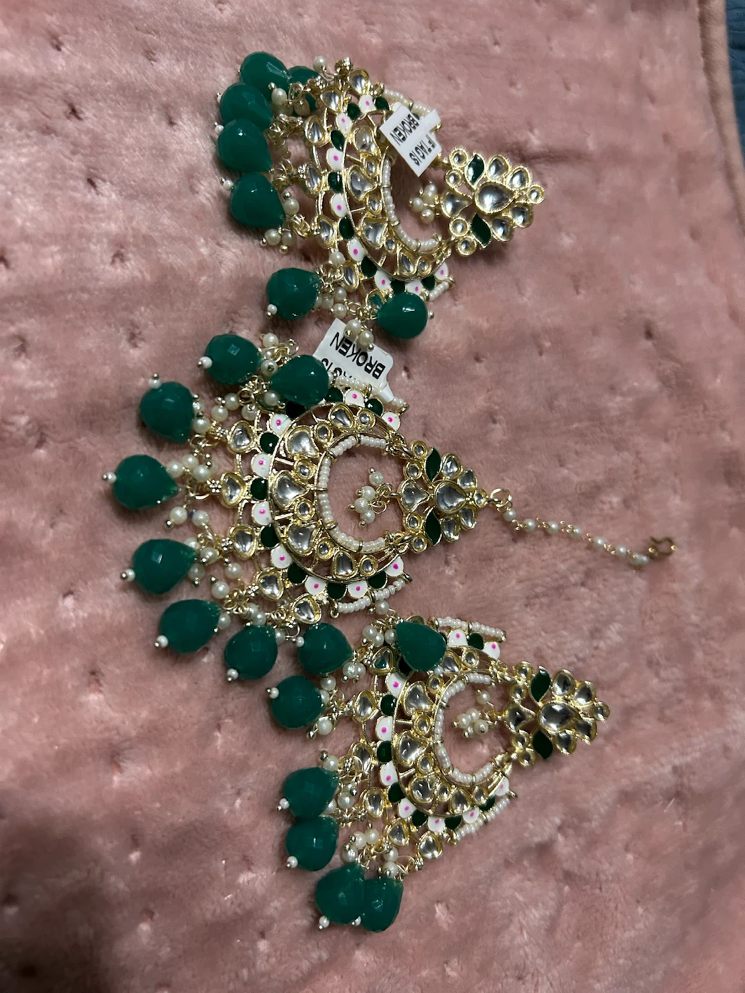 New-Gold-toned Earrings and Tikka Set with Green Beads - photo 3