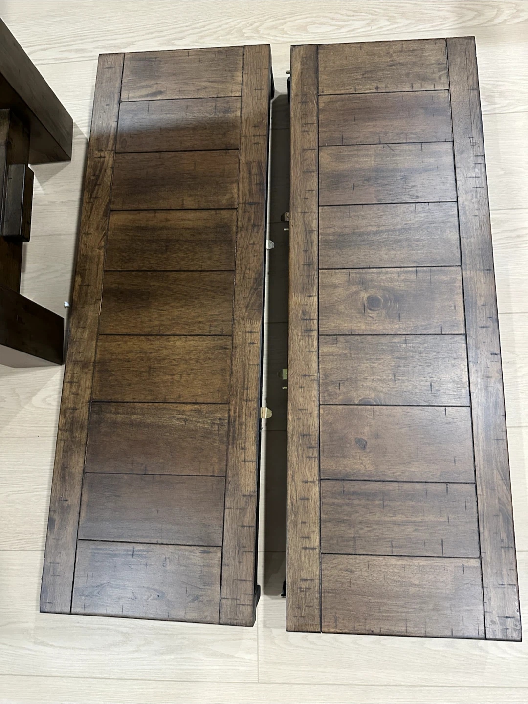 Solid Wood Extendable Dining Table – 2 Leaves - photo 4