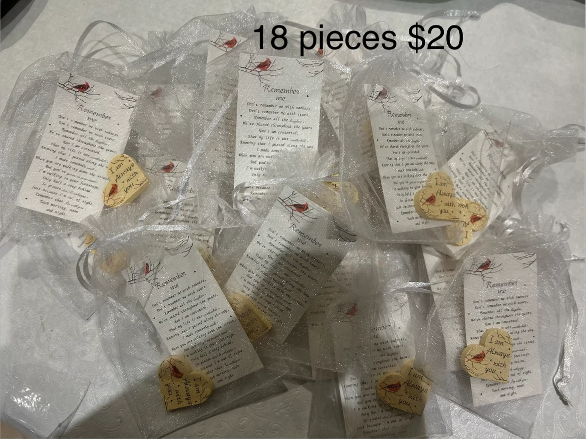 18 Pieces "Remember Me" Poem Gift Favors
