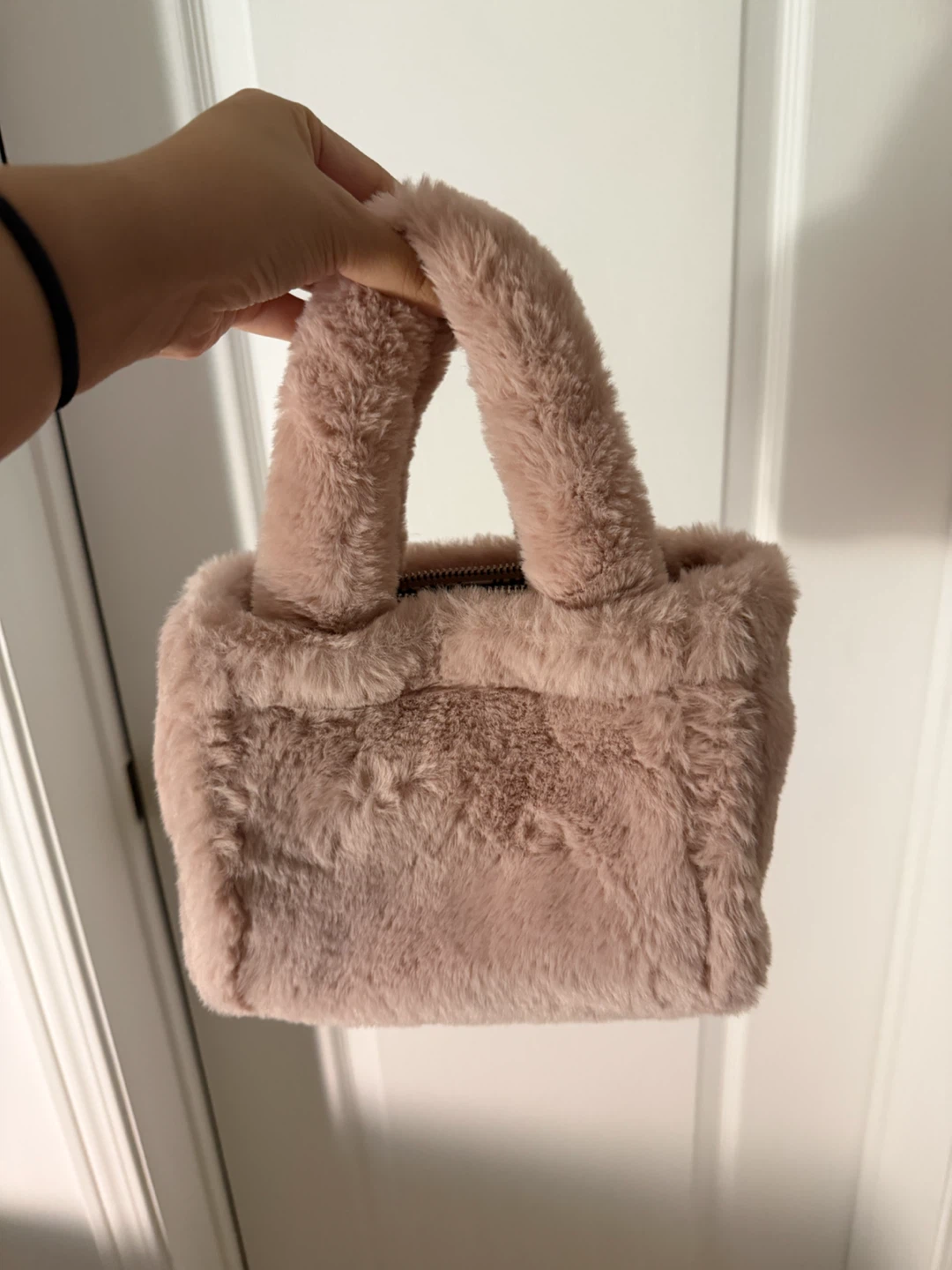 Juicy Couture Pink Faux Fur Mini Handbag - photo 2