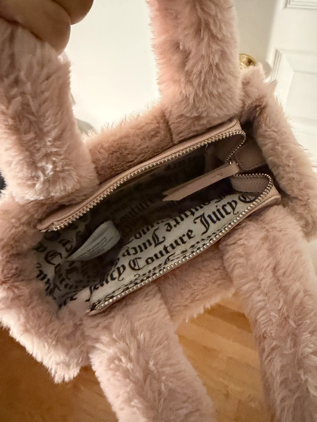 Juicy Couture Pink Faux Fur Mini Handbag - photo 3