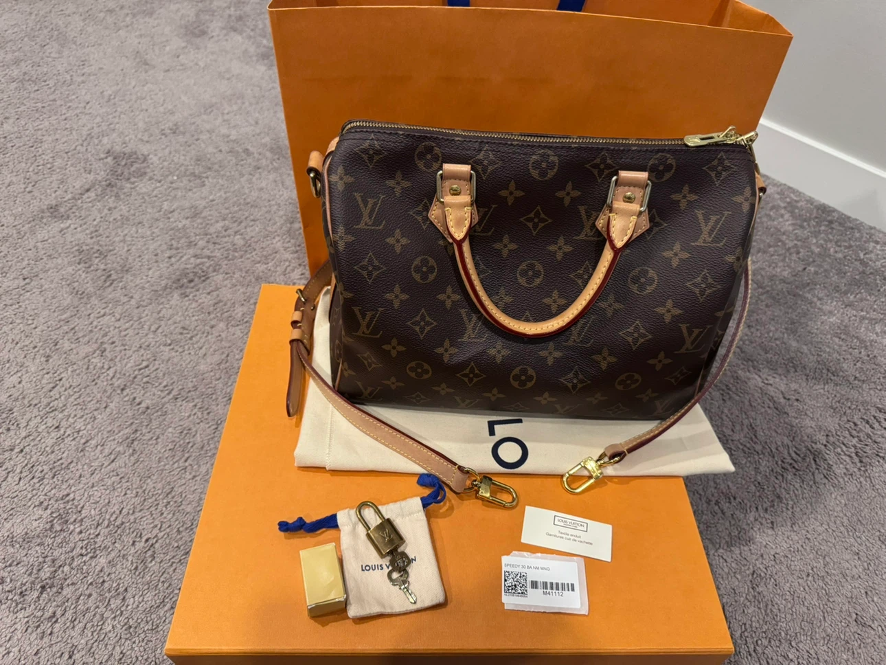 Louis Vuitton Speedy 30 Monogram Canvas Handbag - photo 3