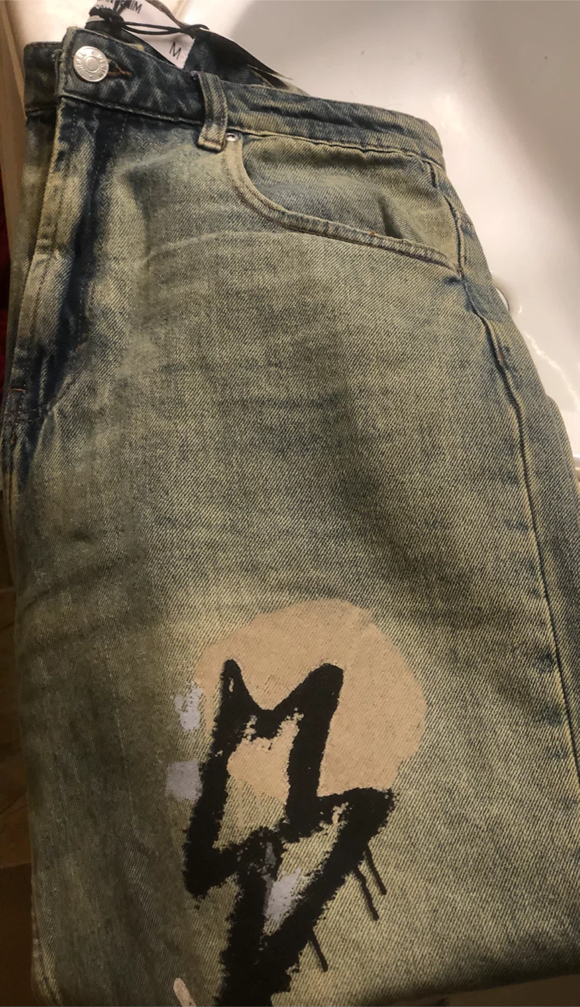 StreetWear style jeans