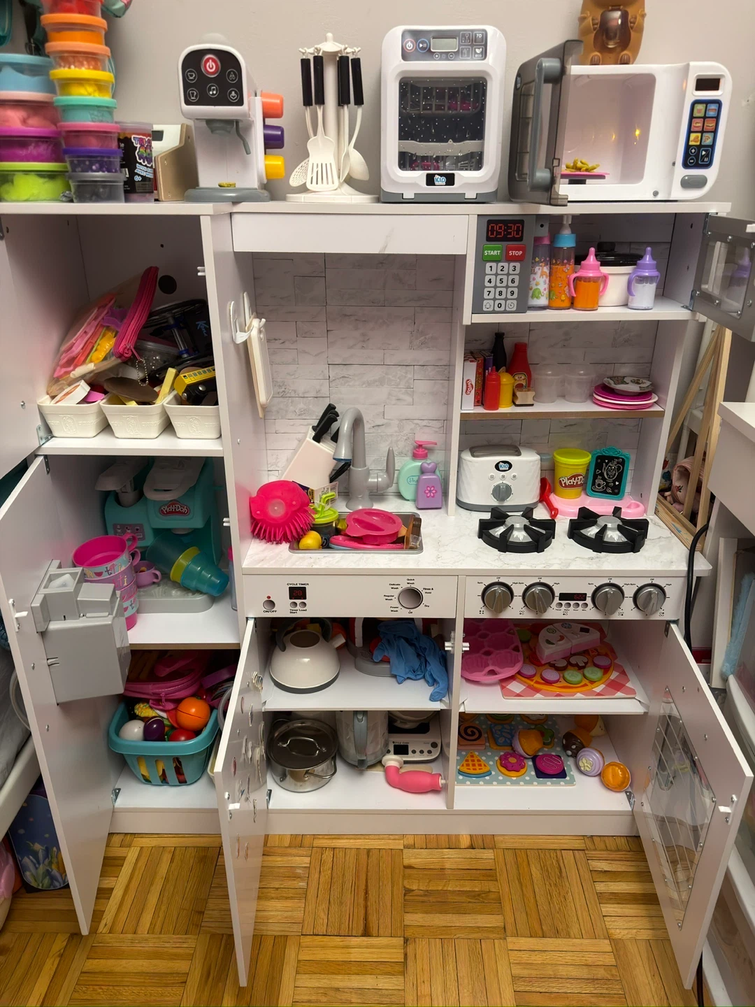 KidKraft Play Kitchen with Accessories - photo 2