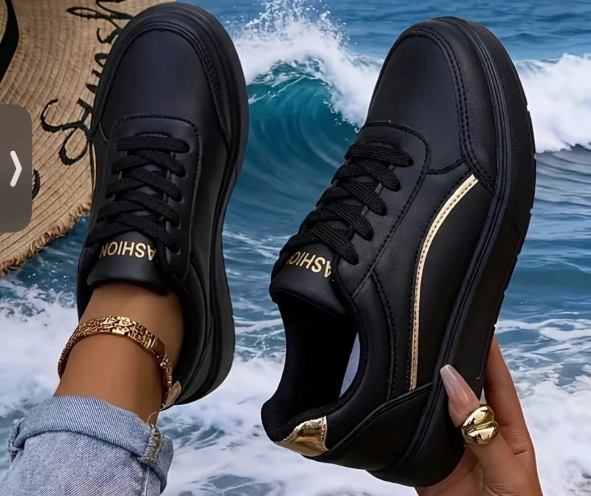 Black Fashiona Sneakers - photo 4