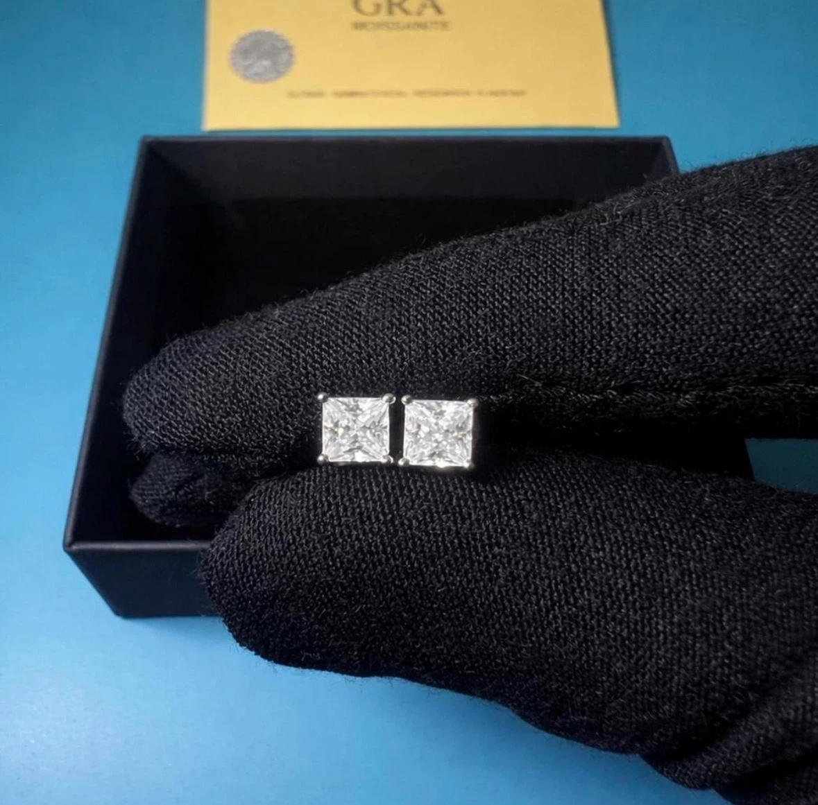 Princess Cut Moissanite Earrings 0.6ct D Color GRA Certified - photo 3