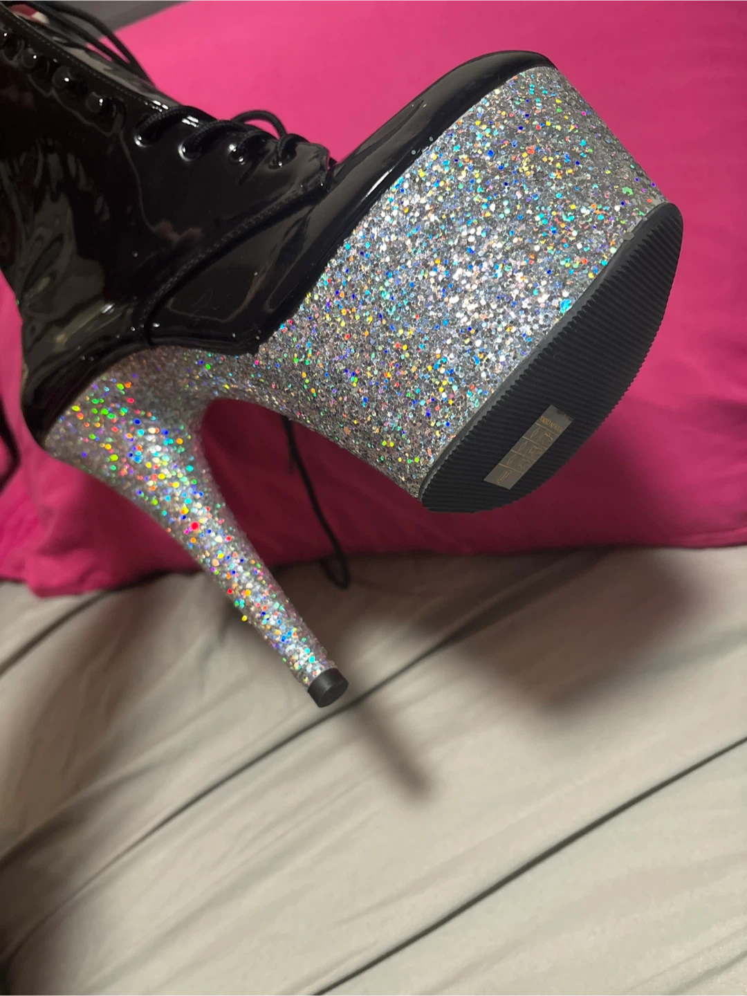 BRAND NEW PLEASER HEELS - photo 2