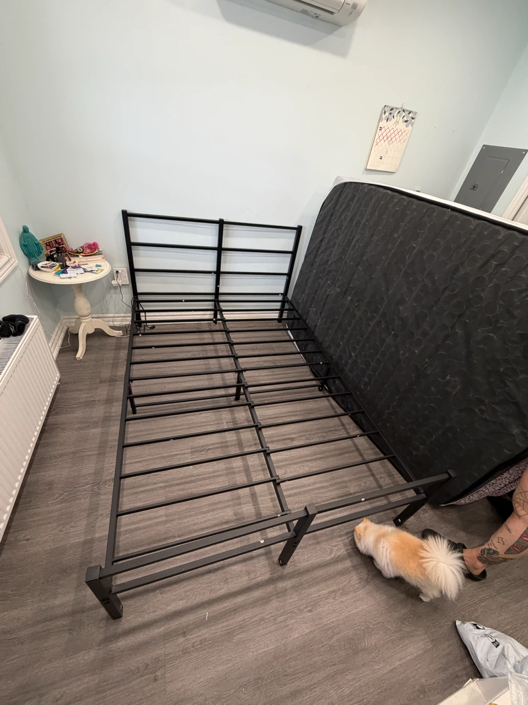 HAHRIR Full Size Metal Platform Bed Frame