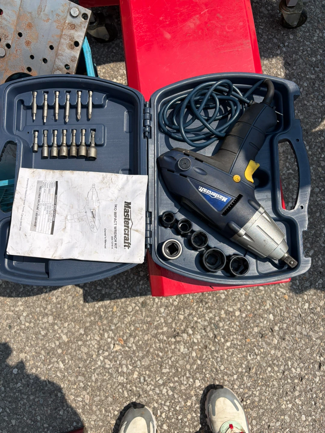 Mastercraft 3/8" Impact Wrench Kit